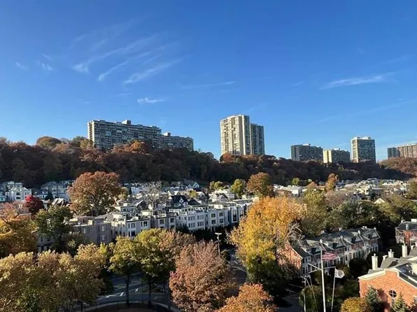 1203 River Rd APT 10A, Edgewater, NJ 07020