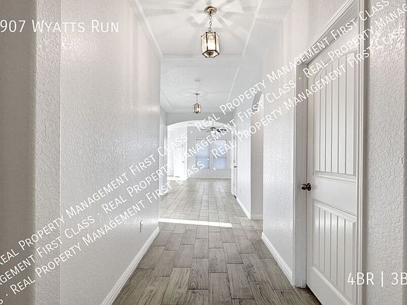 3rd image of 8907 Wyatts Run