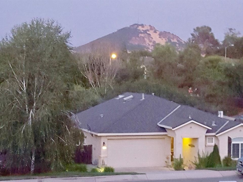 2nd image of 702 Kristi Ct
