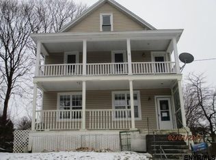 15 Bigelow Ave, Amsterdam, NY 12010