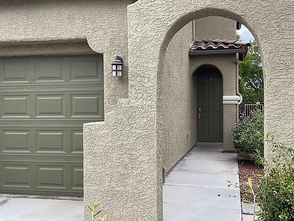 4th image of 10598 Calico Pines Ave