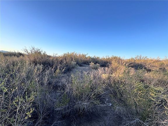 2nd image of 2891 Mesa Del Oro