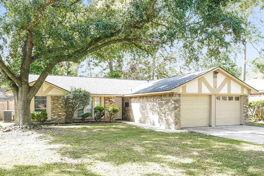 3 bed, 2.0 bath, 1804 sqft, $1,740 — Photo 3