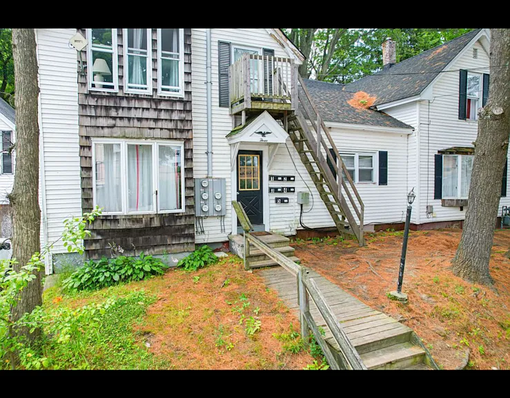 106 Webster St #2 — Photo 34