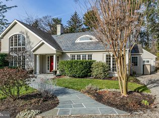 17 Armour Rd, Princeton, NJ 08540