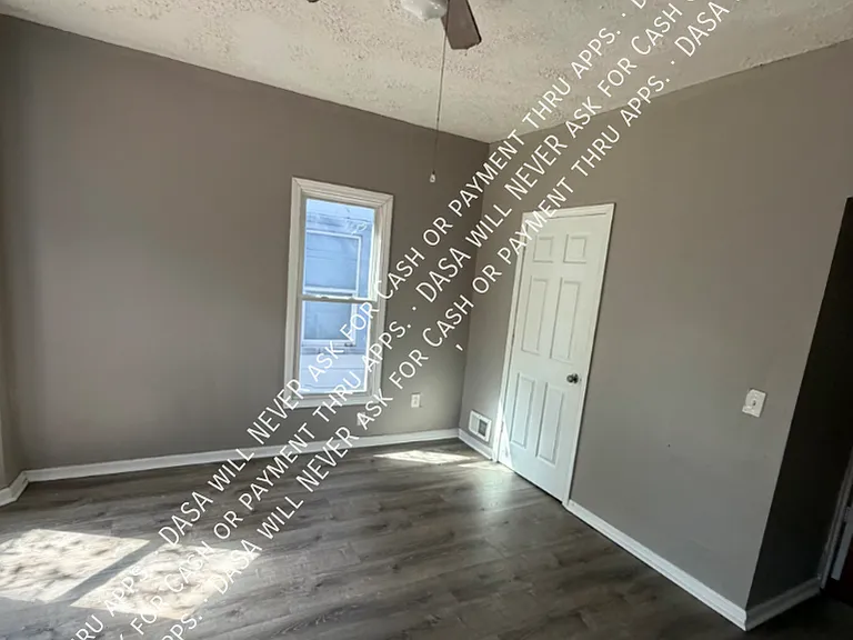 9 Emanon St #LOWER — Photo 12