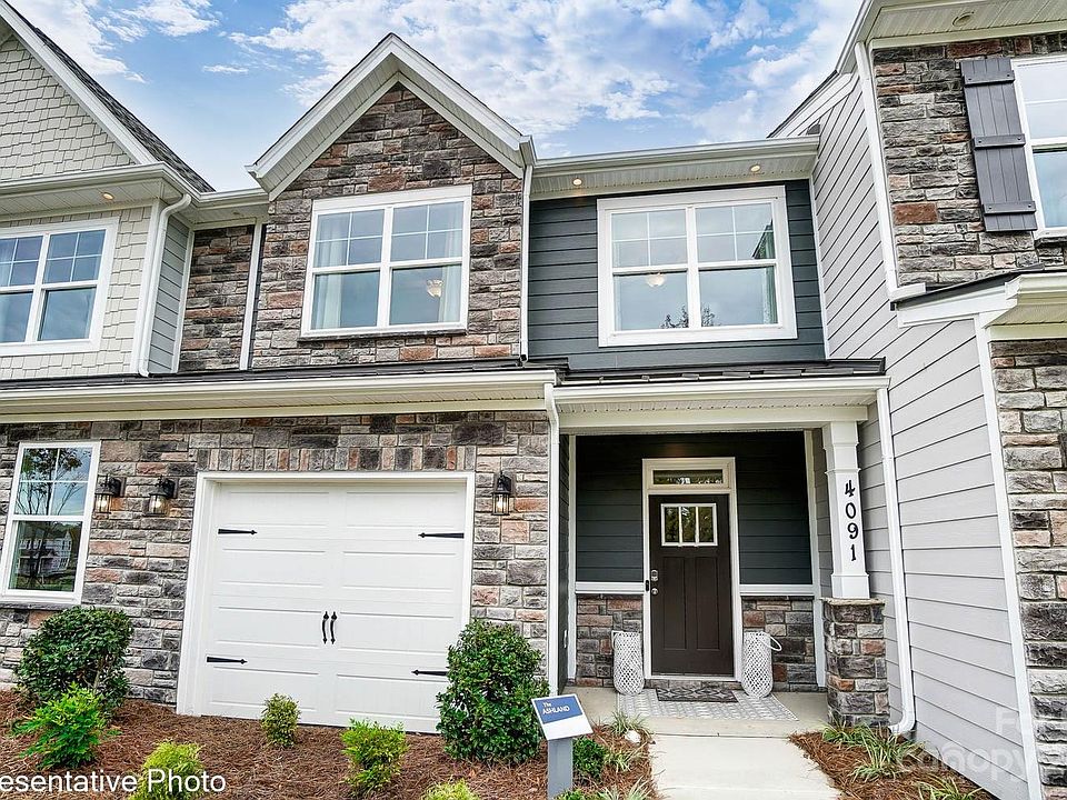 1st image of 6320 Nandina Dr #157