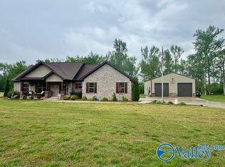 28314 Thach Rd, Athens, AL 35613