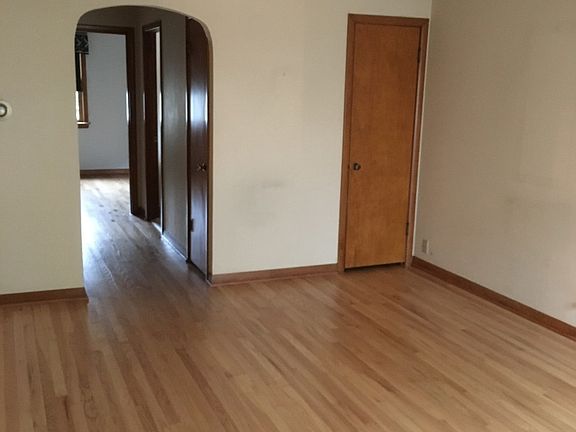 3rd image of 1645 N 24th Ave