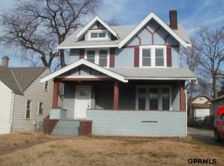 2558 Whitmore St, Omaha, NE 68112