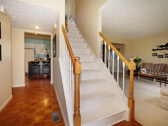 4th image of 8485 Paul Dr