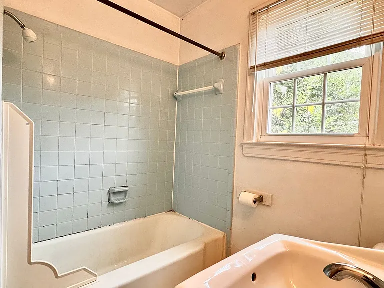 1505 Broad Ave — Photo 14