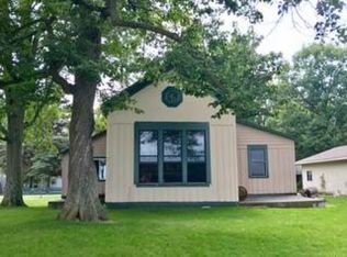 9886 Lakeside Dr, Bay Port, MI 48720