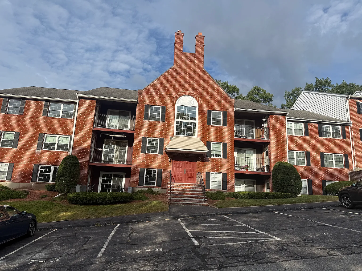 7 Louisburg Sq — Photo 1