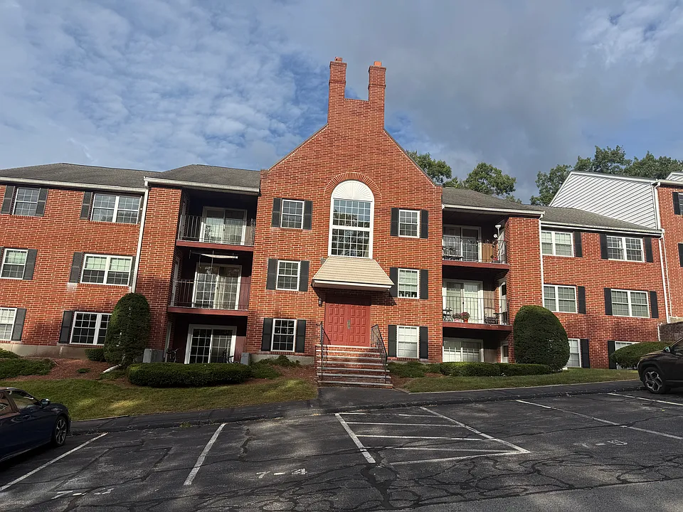 7 Louisburg Sq #10