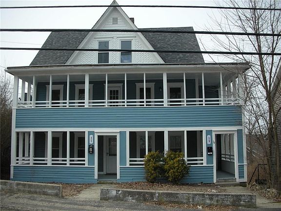 5th image of 19 E Greenwich Ave