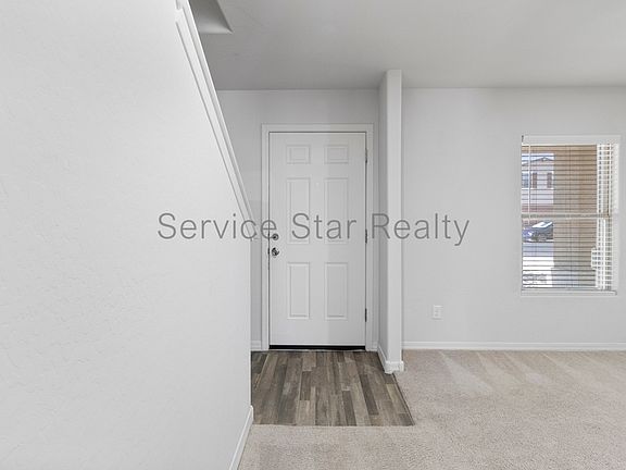 4th image of 214 W Watson Ct