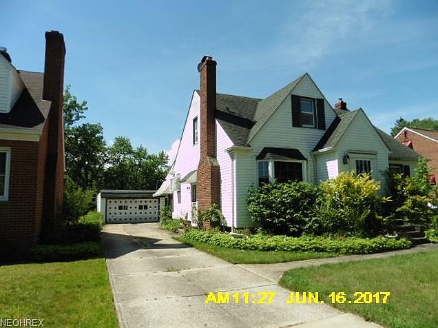 2nd image of 19916 Gladstone Rd