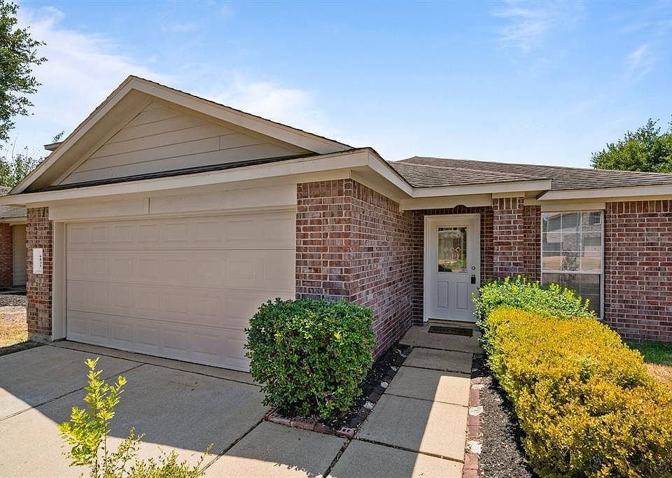 1st image of 6835 Silver Shores Ln