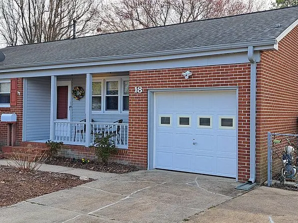 18 Harris Landing Rd, Hampton, VA 23669