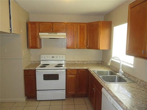 4th image of 509 River Oaks Dr