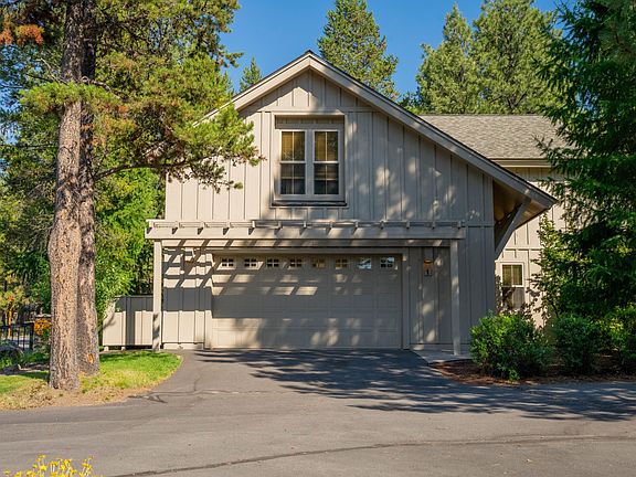 2nd image of 57107 Fremont Dr #1