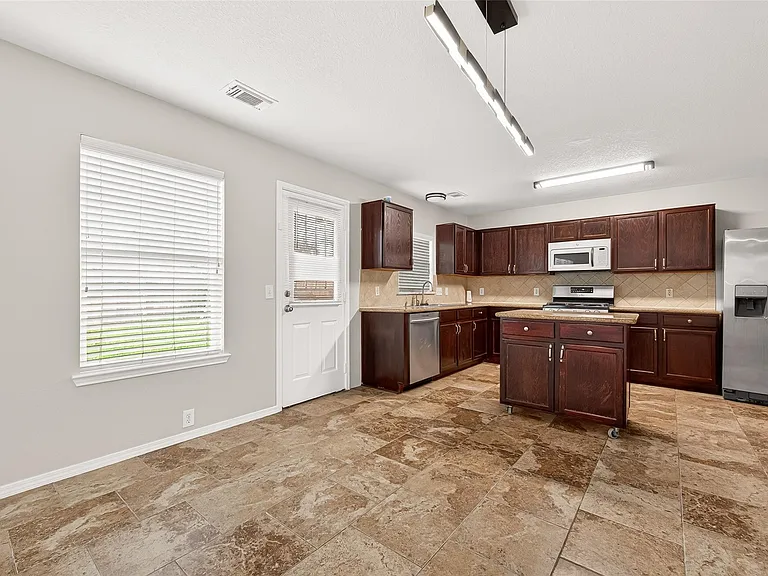 15007 Sugar Sands Dr — Photo 24