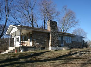 58 Charlestown Rd, Hampton, NJ 08827