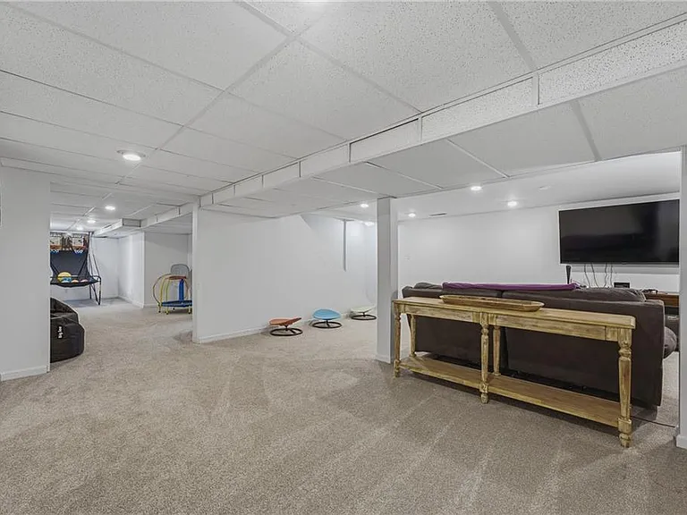 6093 Anchorport Cir NW — Photo 4