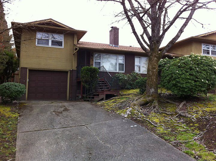 2nd image of 1696 Chelan St NE