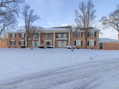 29624 Middlebelt Rd #2902, Farmington, MI, 48334