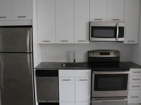 2055 Danforth Ave