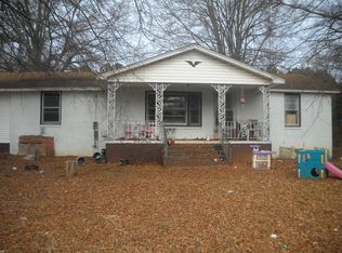 304 Silver Lake Dr, Easley, SC 29640