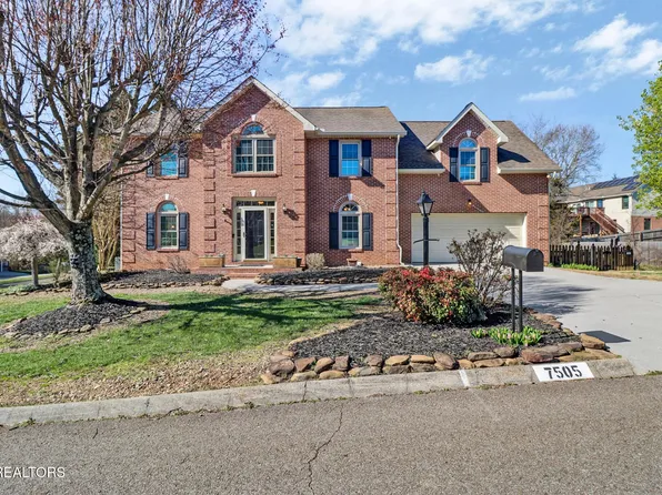 7505 Windy Knoll Dr, Knoxville, TN 37938