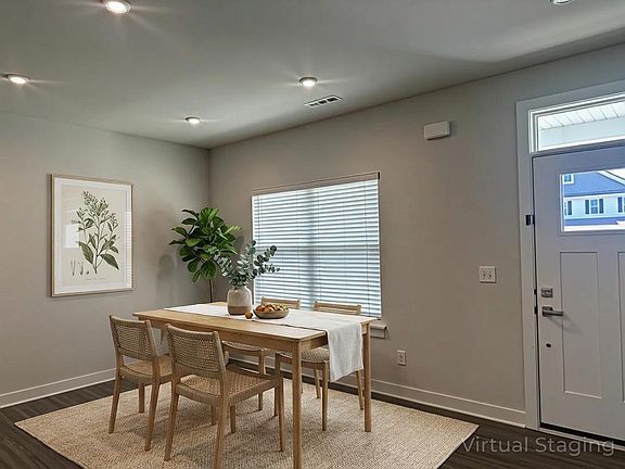 5th image of 631 Wassil Dr