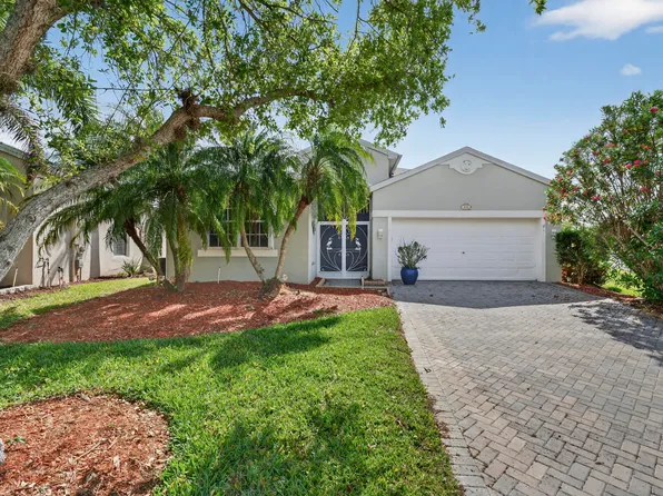 608 SW Calamondin Way Way SW, Vero Beach, FL 32968