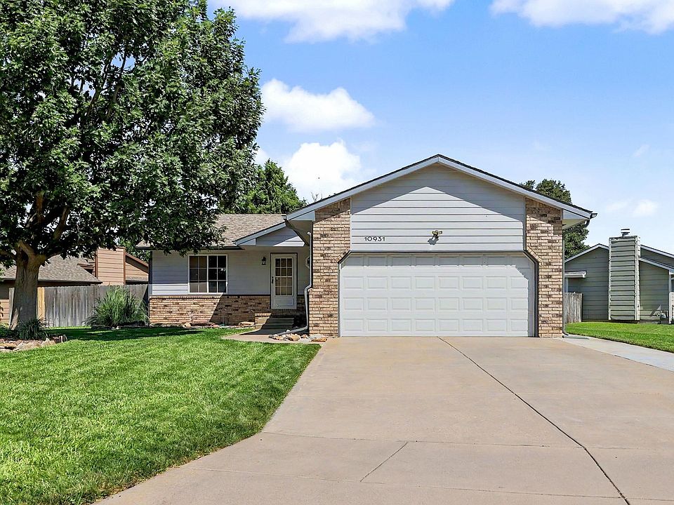 1st image of 10931 W Dora Ct