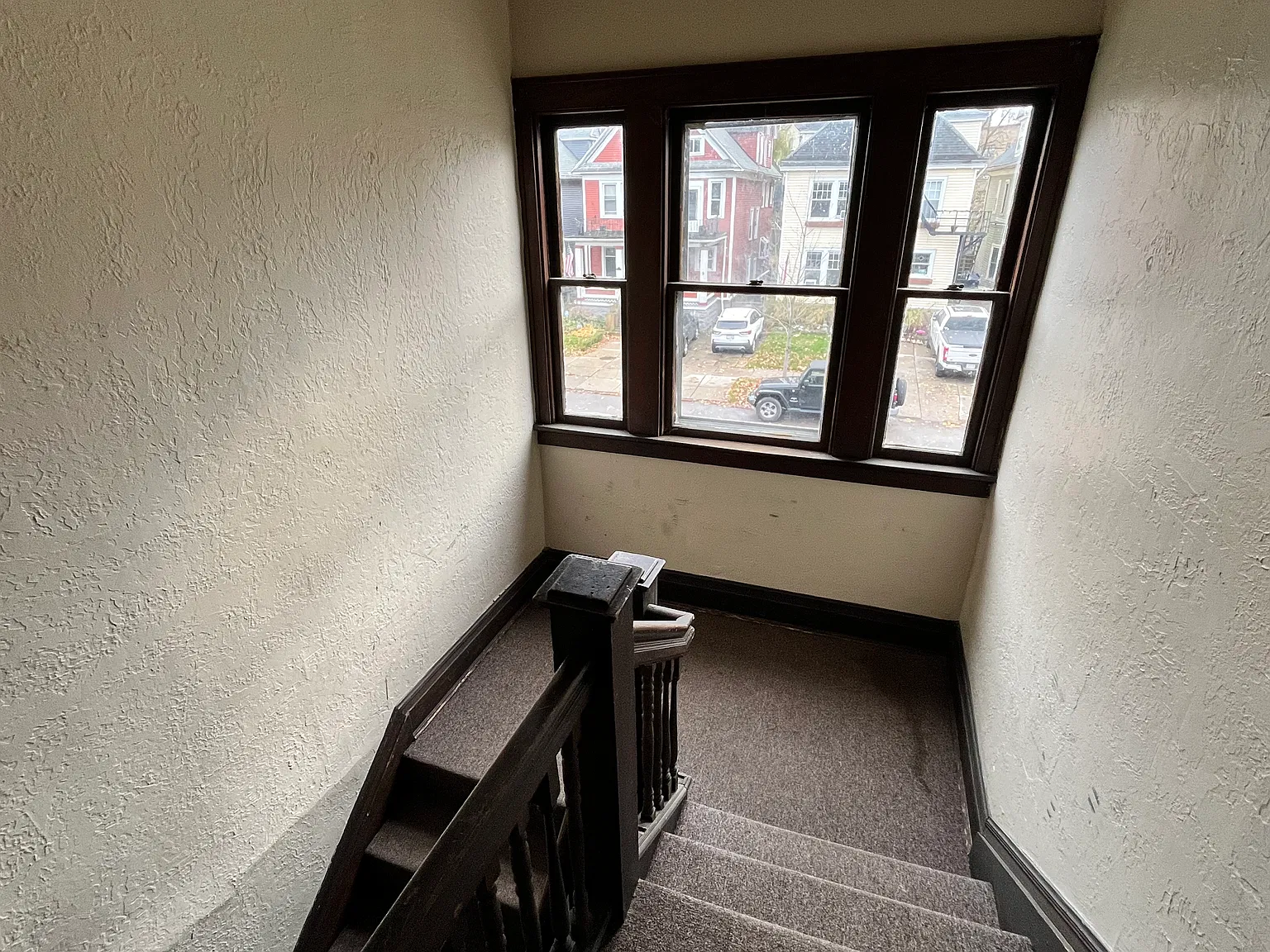 2 bed, 900 sqft, $1,400 — Photo 3