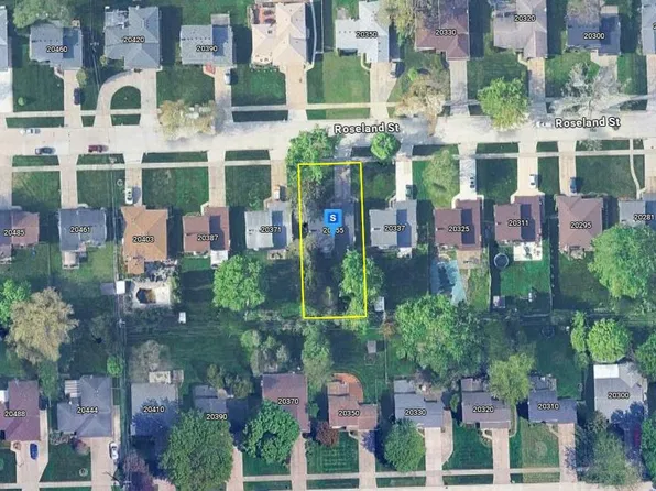20355 Roseland St, Southfield, MI 48076