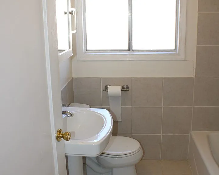 17 Lorraine Ave — Photo 11