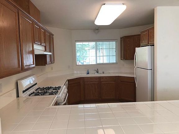 5th image of 1508 Plumas Ct