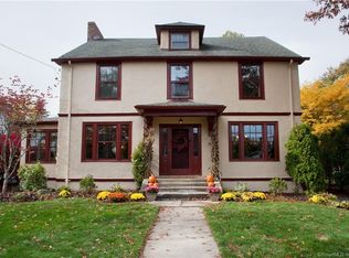 19 Clifton Ave, West Hartford, CT 06107