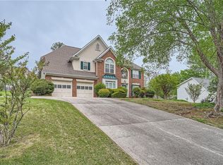 5760 Shepherds Pond, Alpharetta, GA 30004