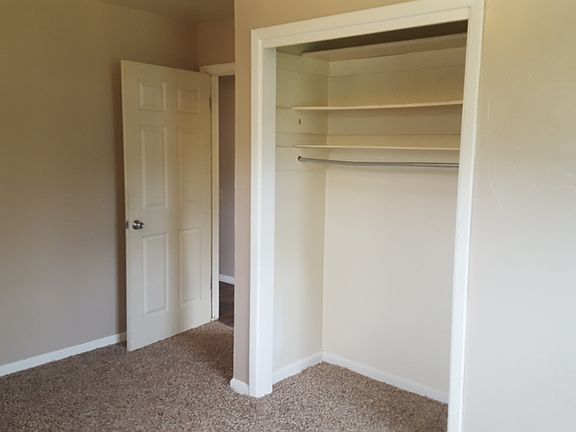 3rd image of 120 Mulberry Ln