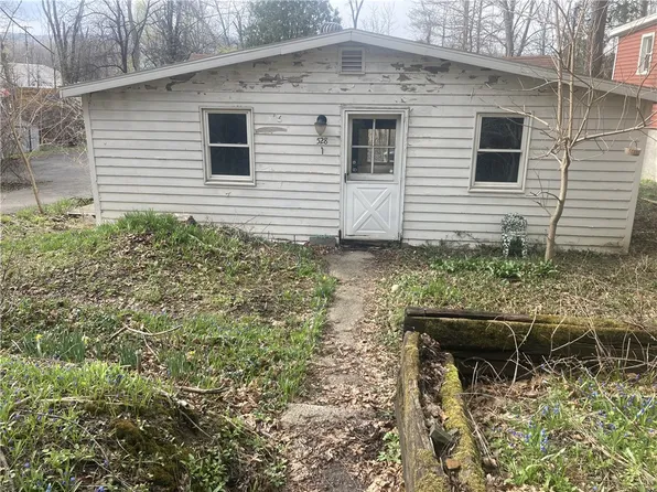 528 Spencer Rd, Ithaca, NY 14850