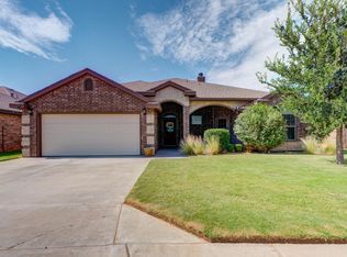 305 N 4th St, Wolfforth, TX 79382