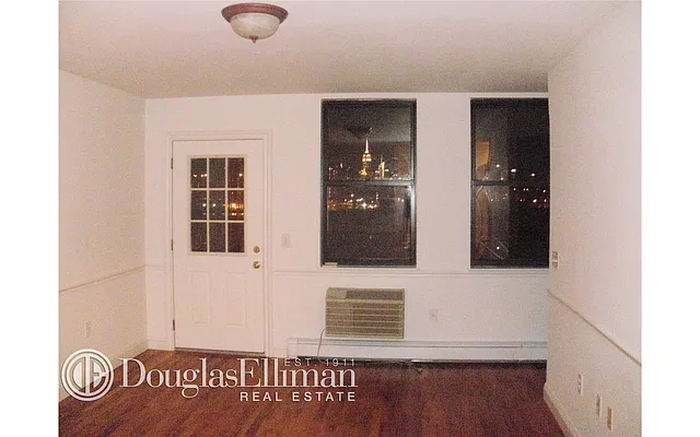 Rented by Douglas Elliman | media 42