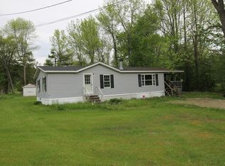 7 Lilac Ave, Willsboro, NY 12996