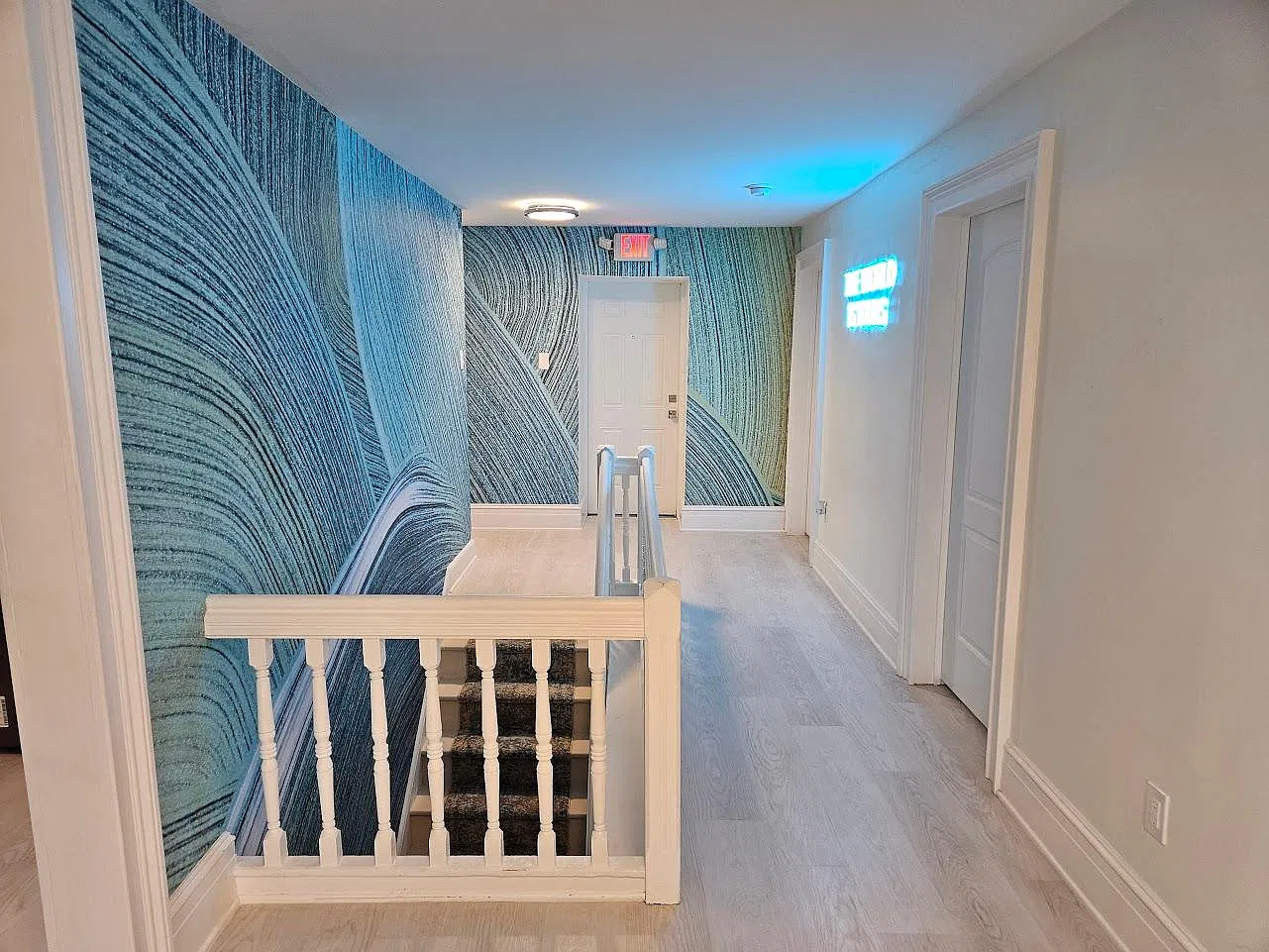 4 bed, 1.5 bath, 1400 sqft, $2,300 — Photo 2