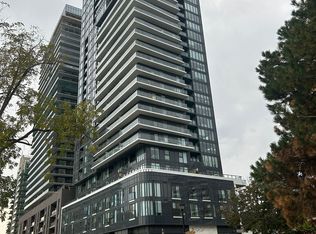 370 Martha St #702, Burlington, ON L7R 2P7